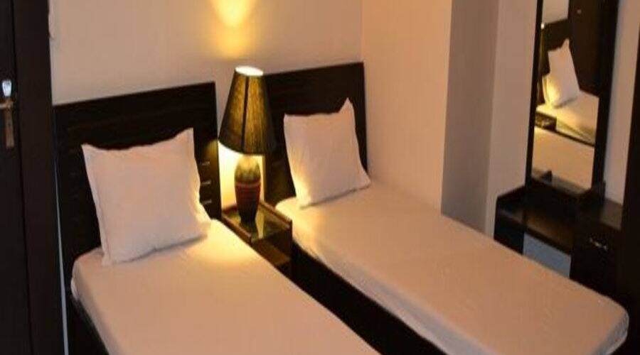 Hotel Classic, Asansol 4